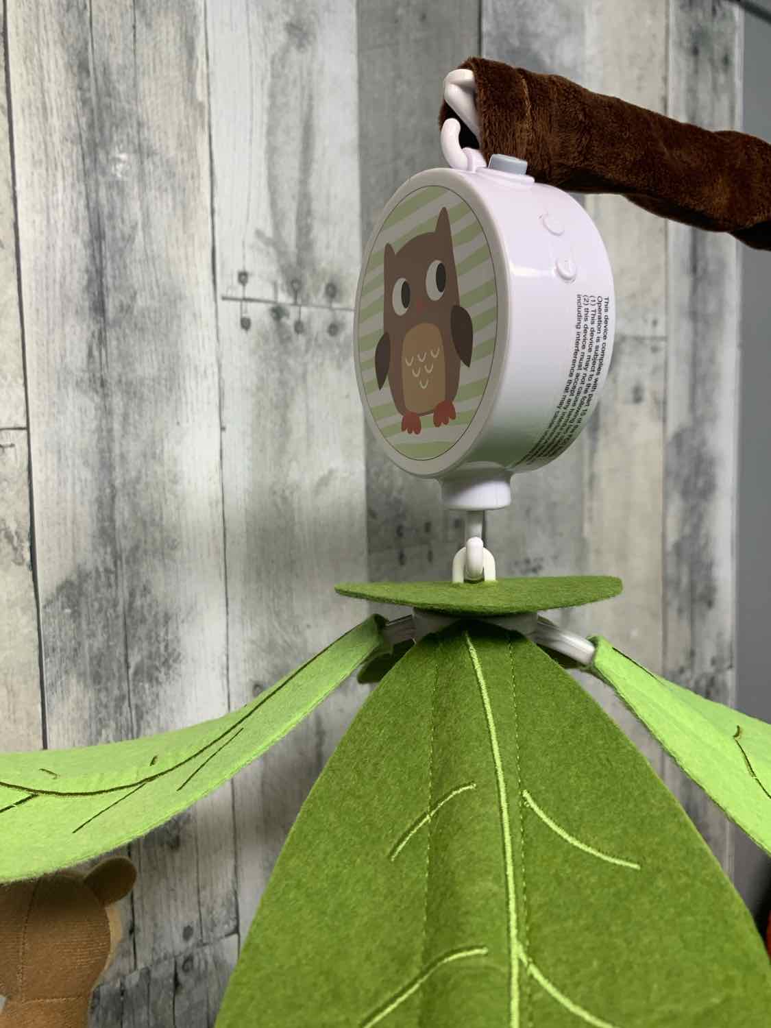 Lambs & Ivy Brown/Green Woodlands Mobile