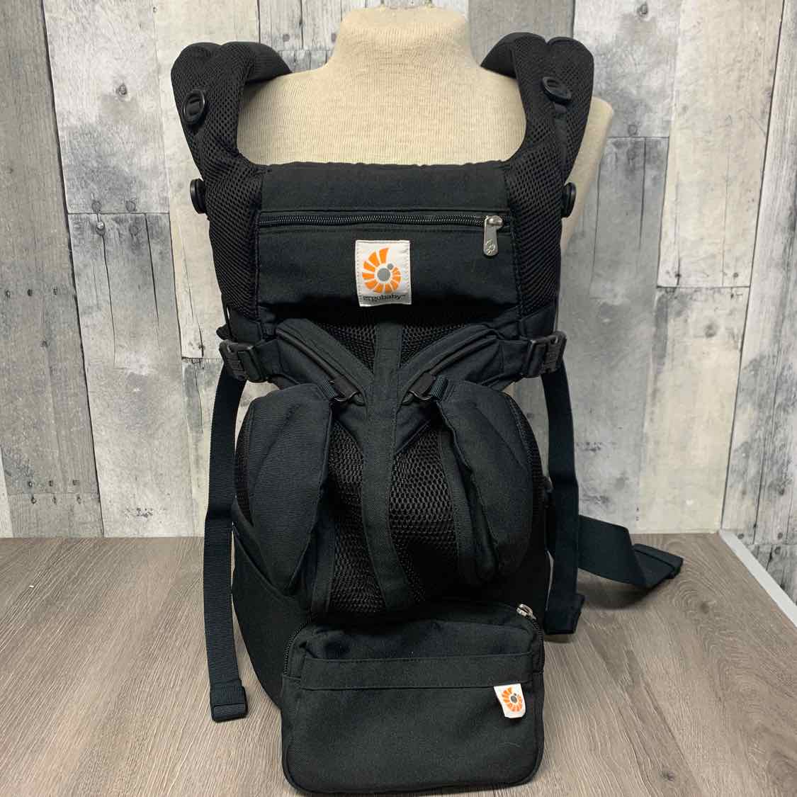 Ergo Black Infant Carrier