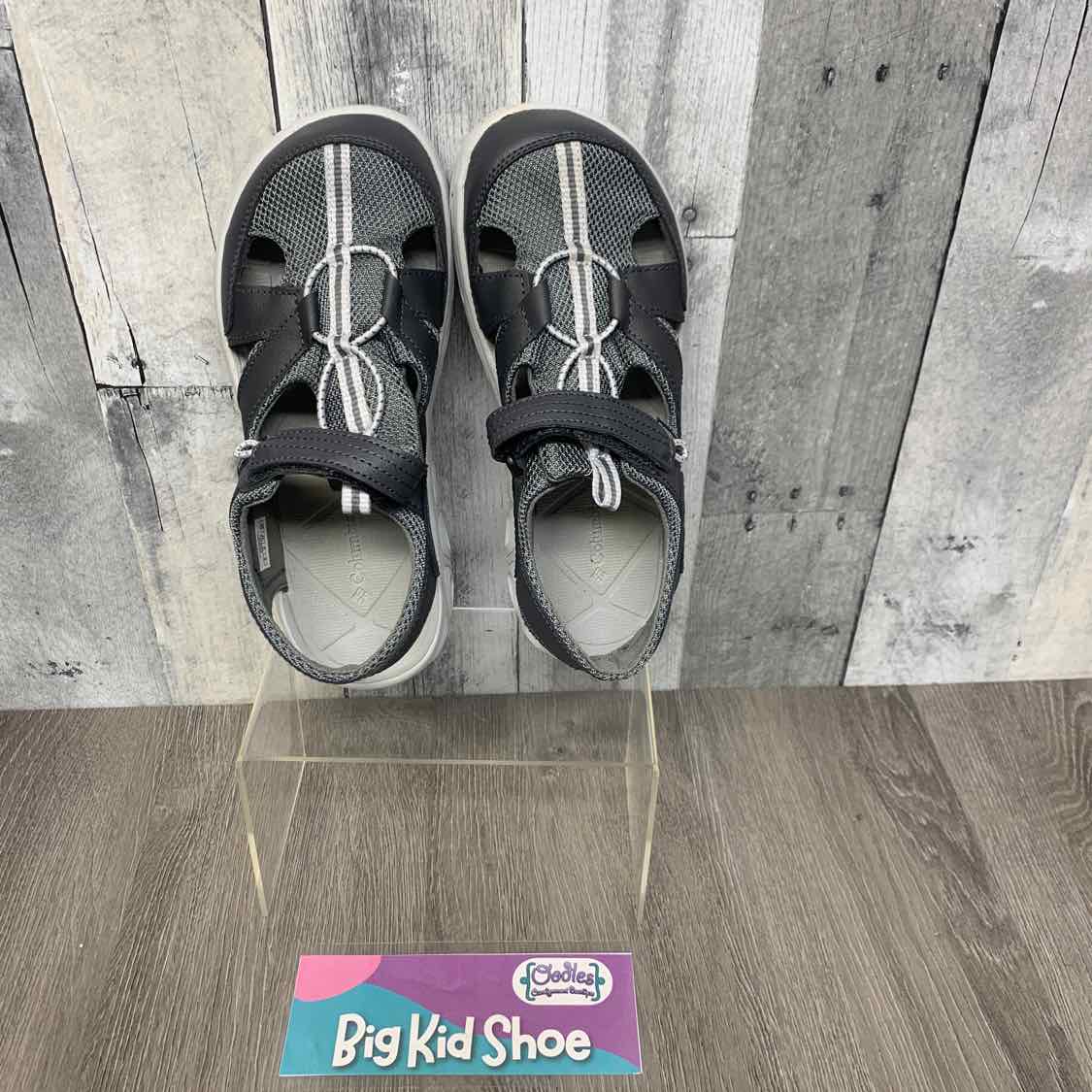 Size 5 Gray Columbia Sportswear Sandals