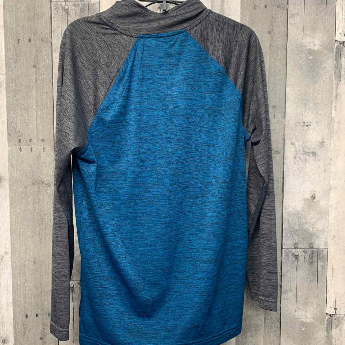 Size 14/16 Blue/Gray Old Navy Pull Over