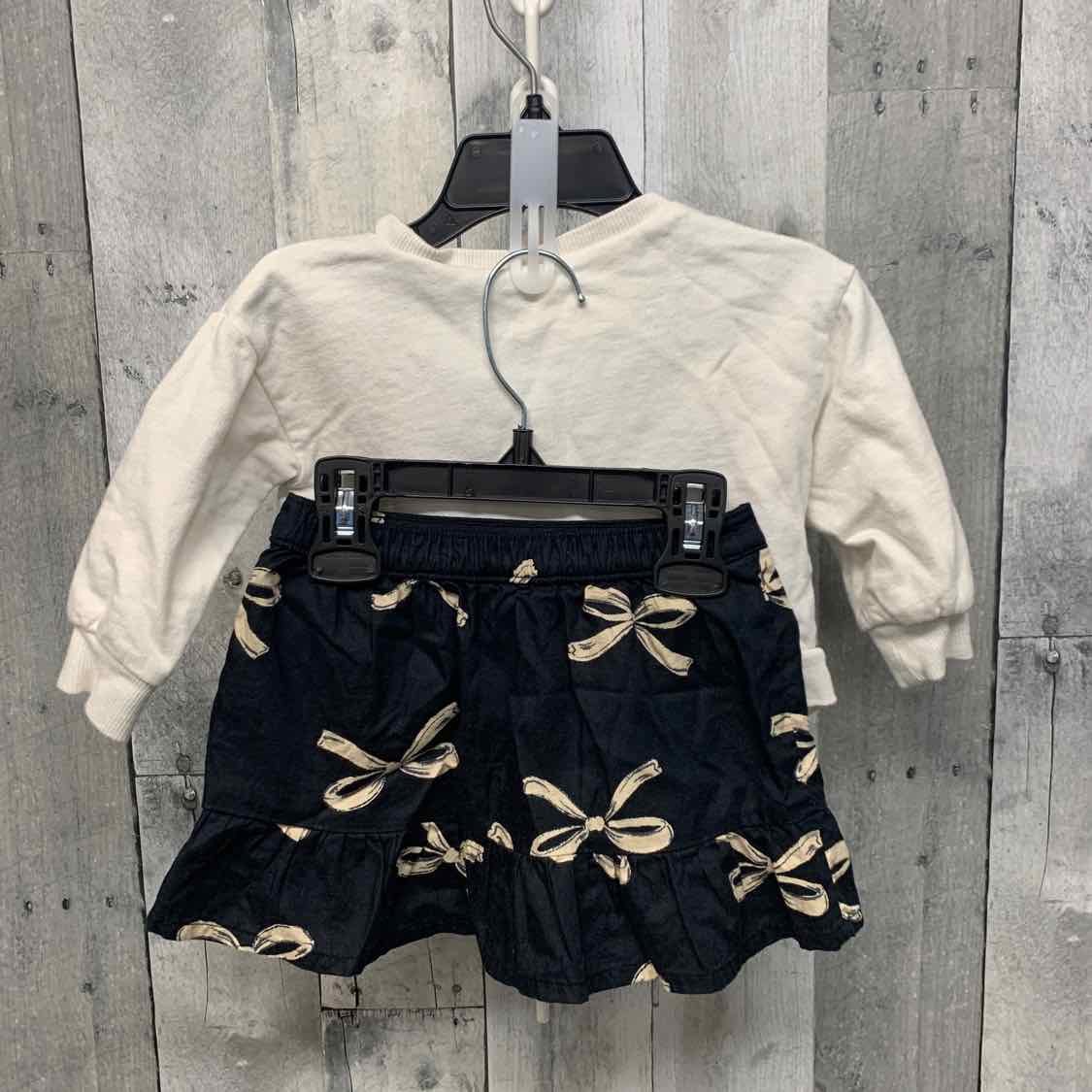 Size 12 Months White/Black Carter's Shirt/Skirt