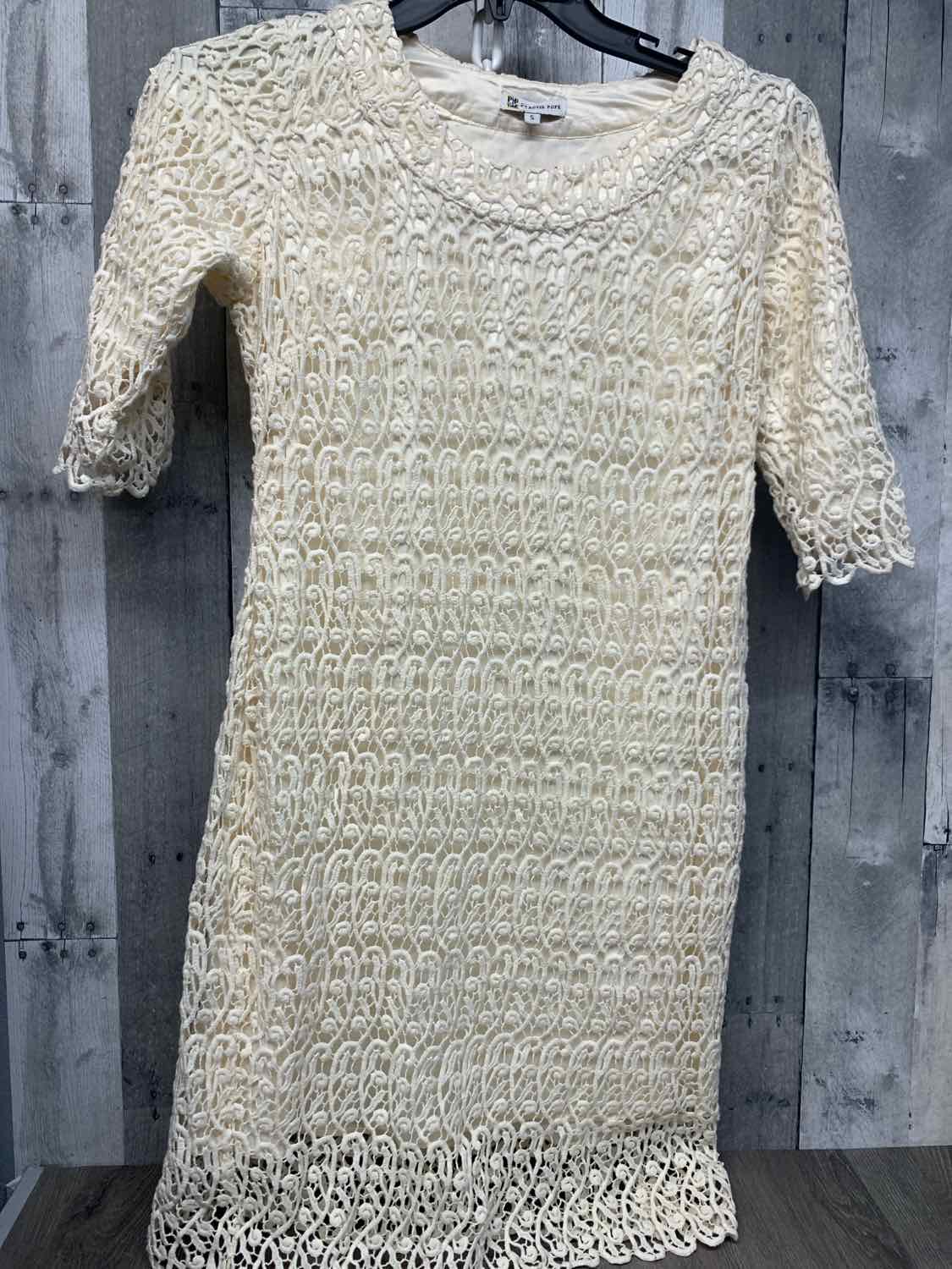 Size S Ivory Name Brand Dress - Short Sleeve