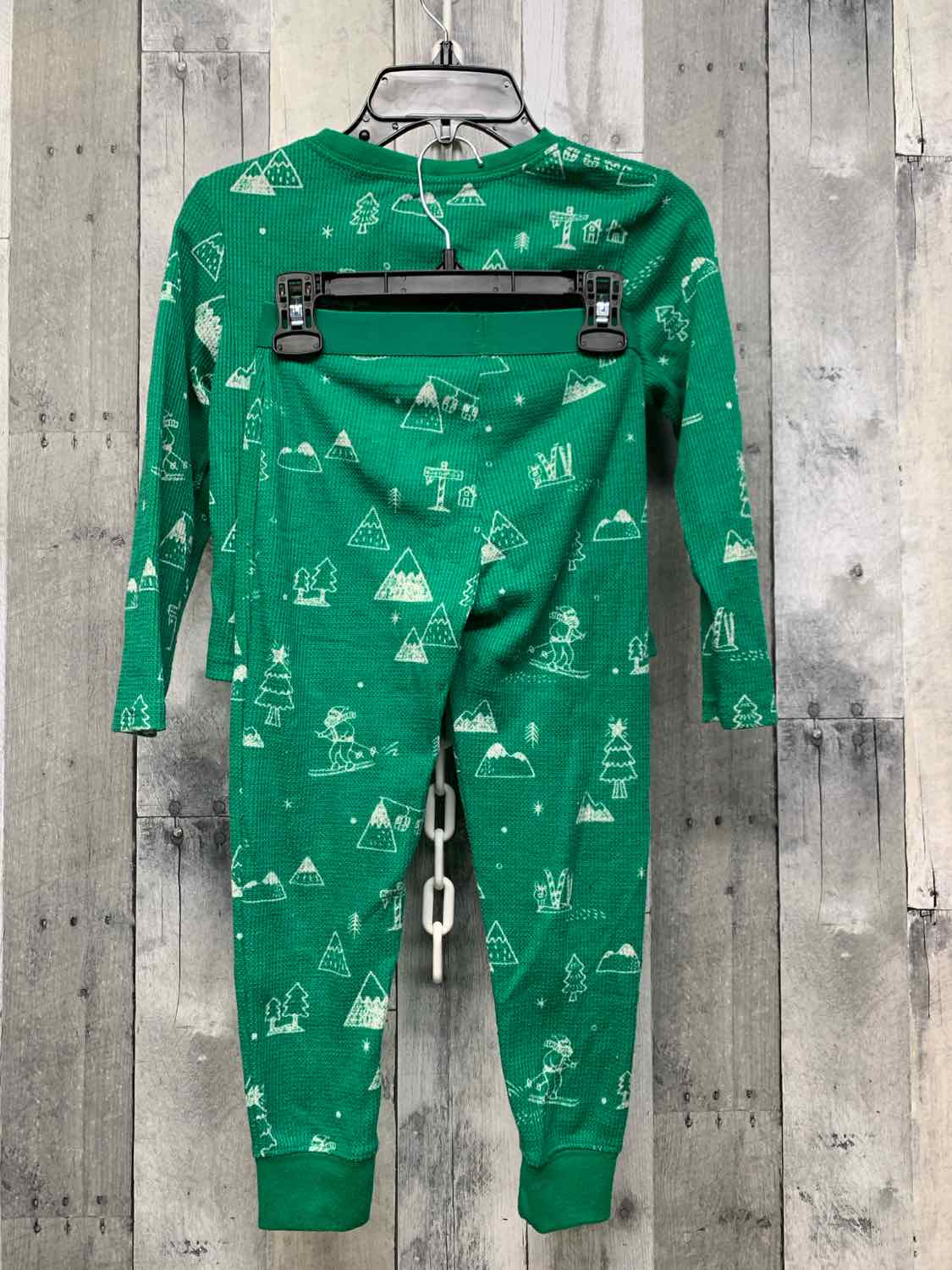 Size 4/5 Green Holiday Brands 2pc PJs