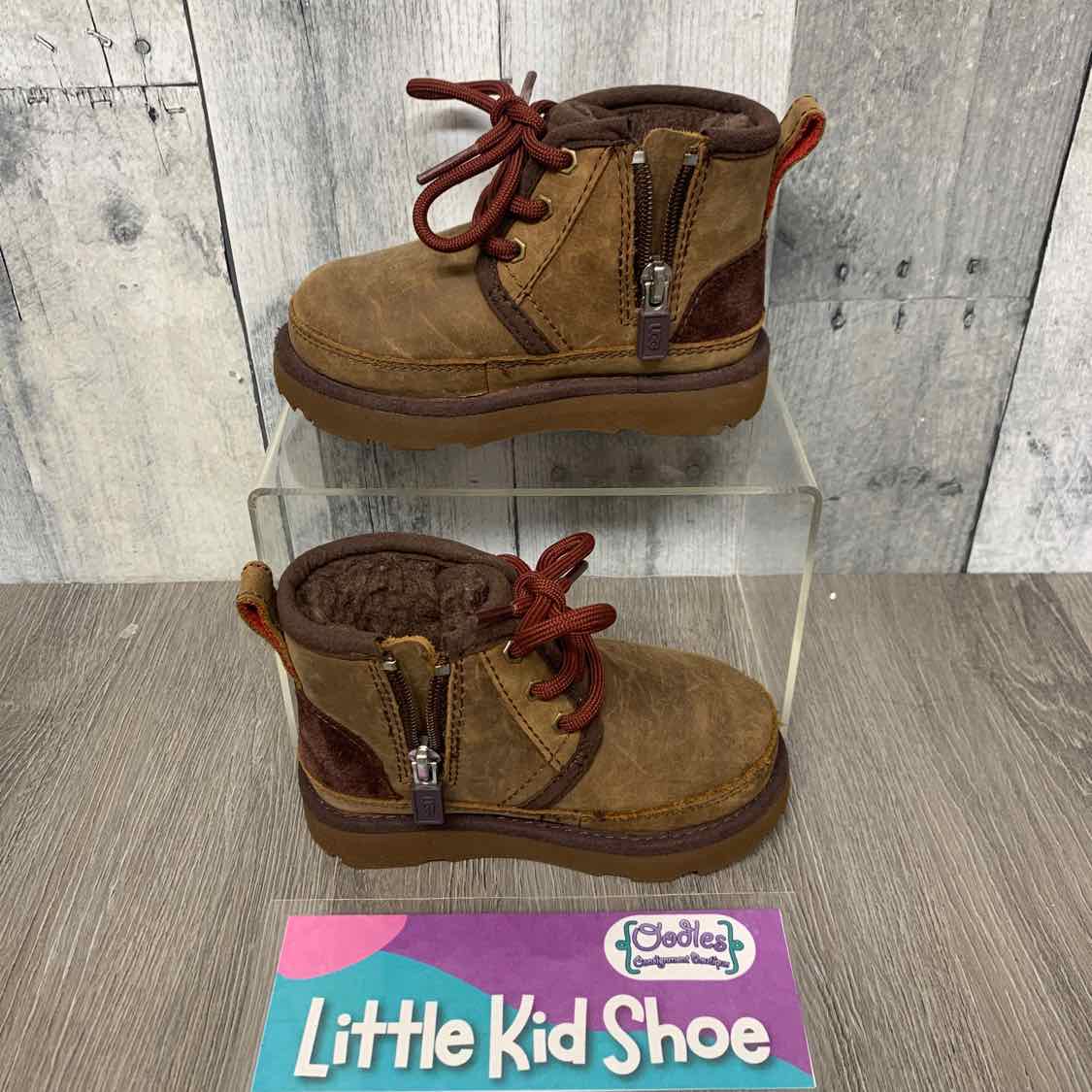Size 7 Brown/Red UGG Boots