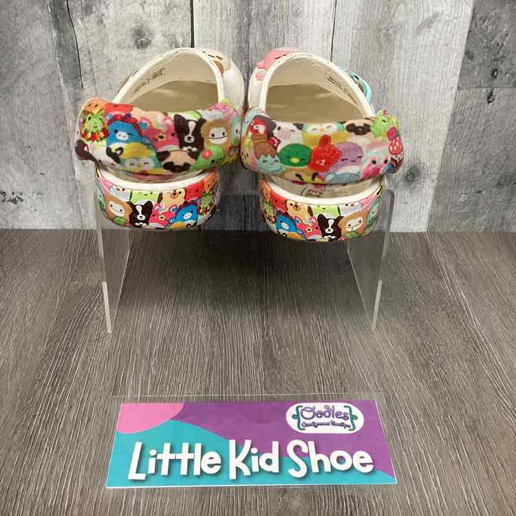 Size 11 White Crocs Water Shoes
