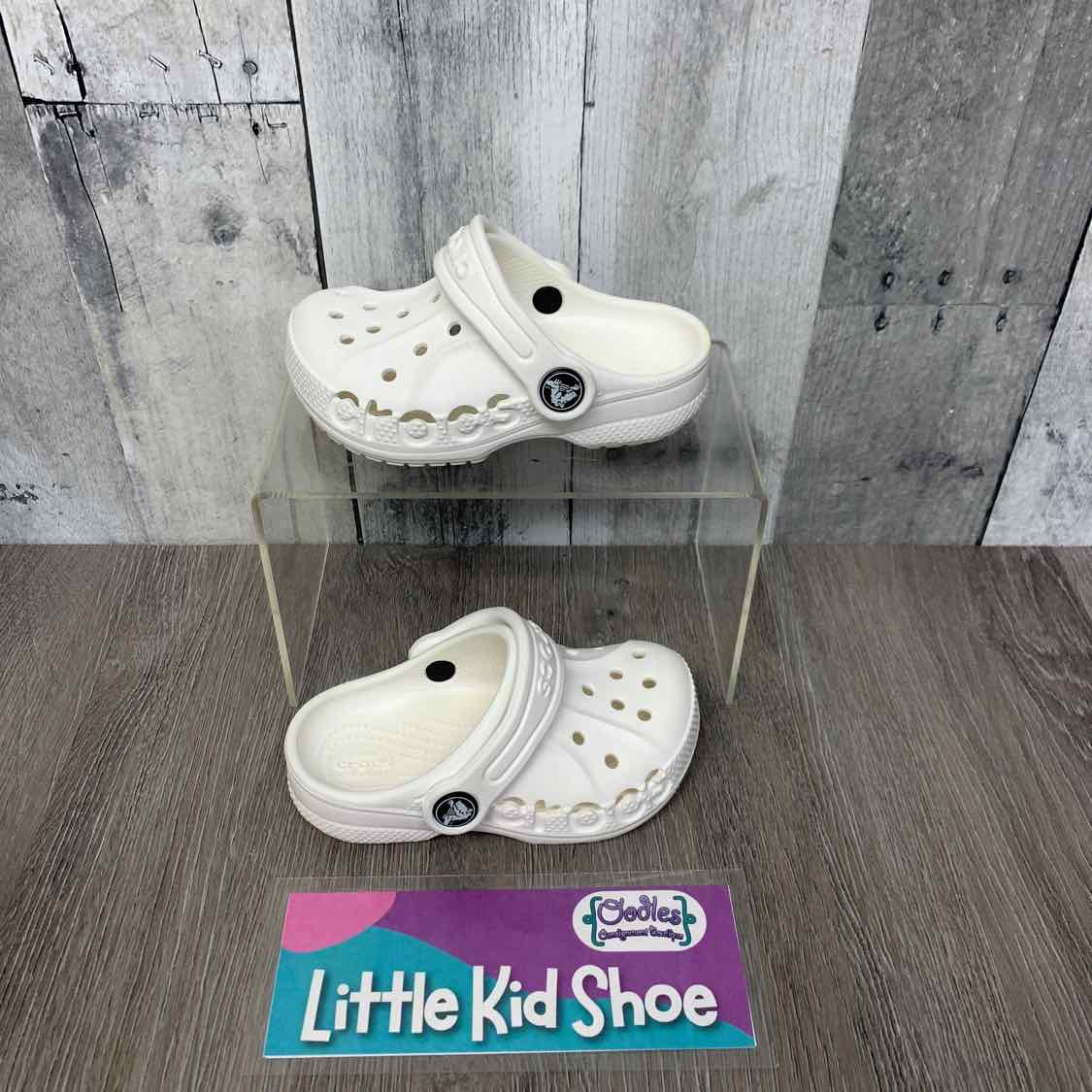 Size 7 White Crocs Water Shoes