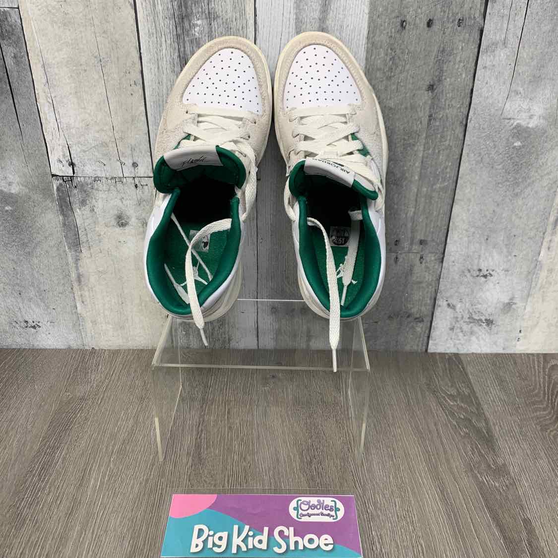 Size 4.5 White/Green Sport Brand Sneakers