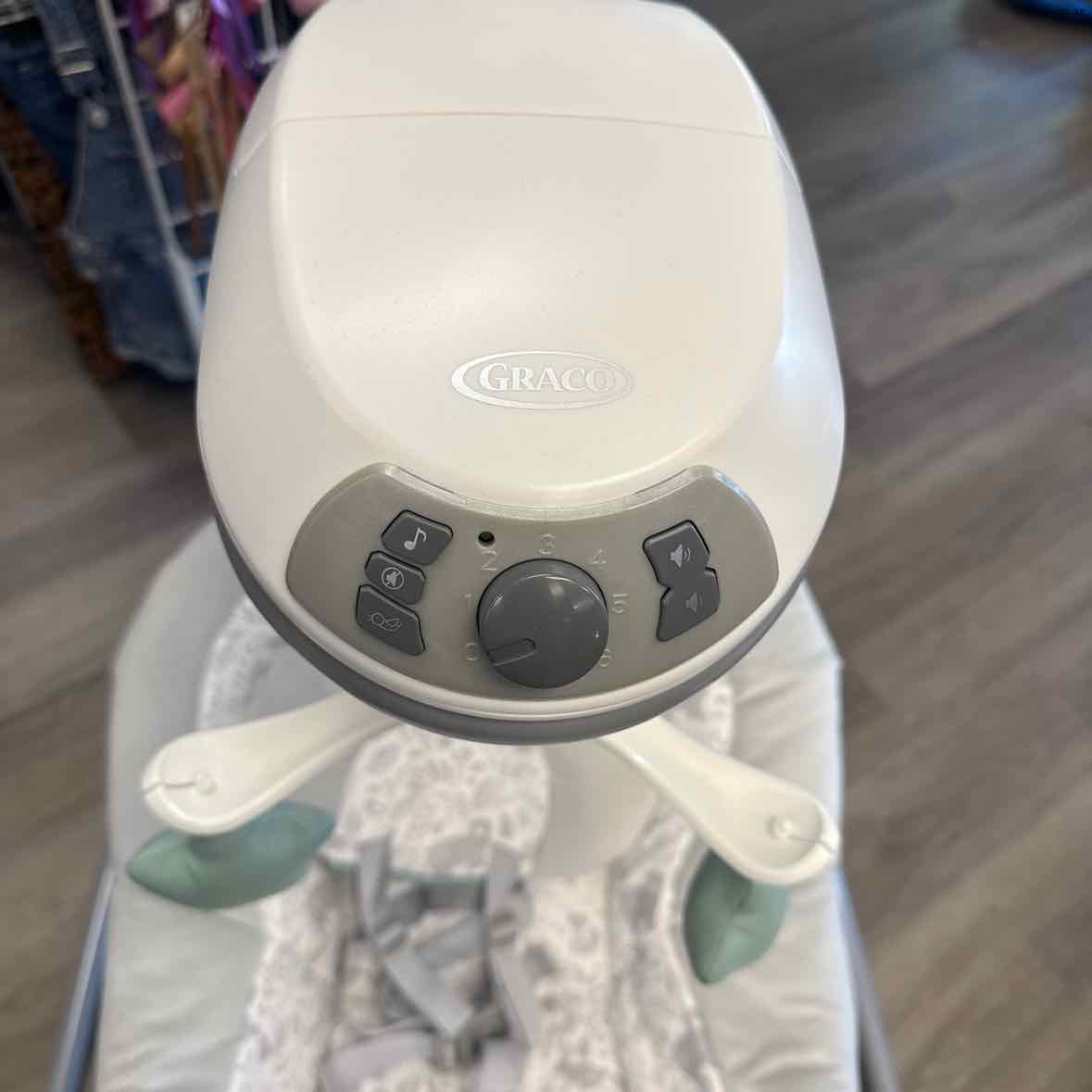 Graco Gray/White Forest Swing w/ Pwr Plug