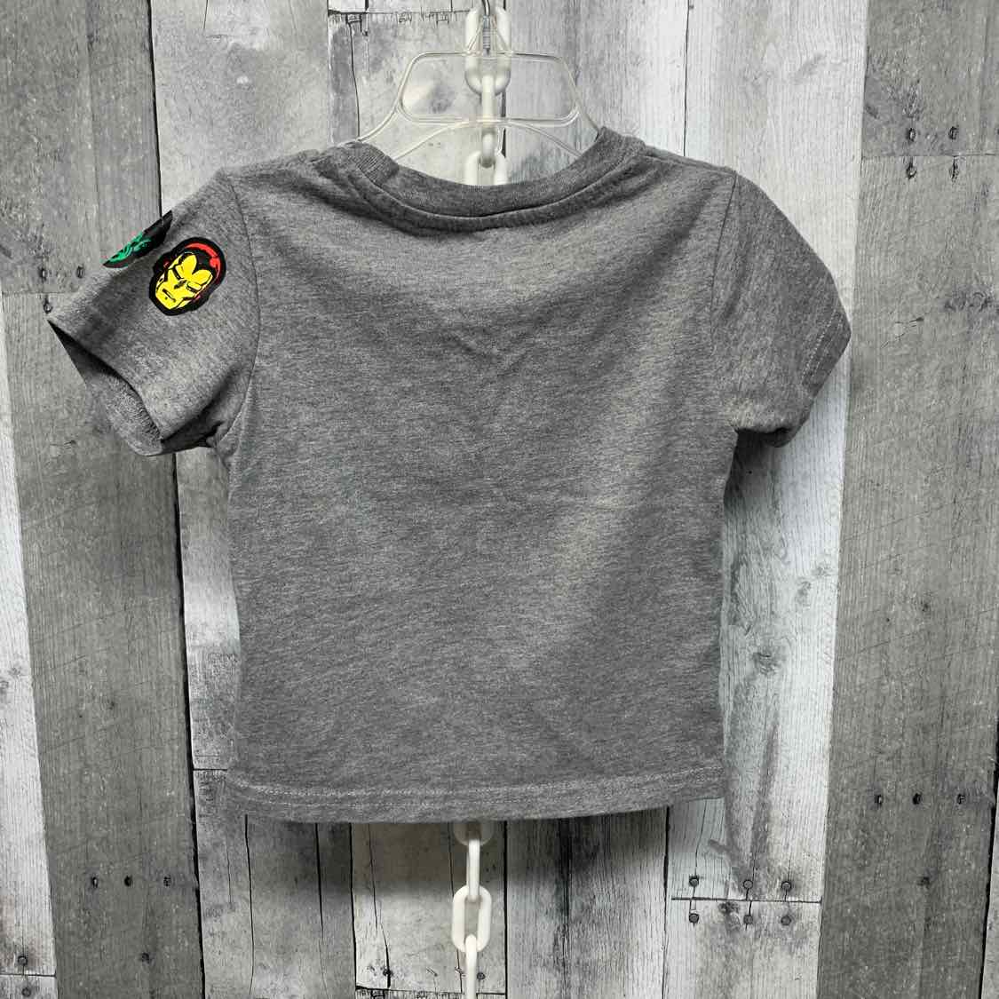 Size 2T Gray Graphic Marvel T Shirt