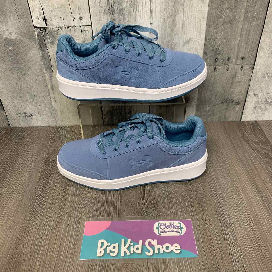 Size 5.5 Blue/White Sport Brand Sneakers