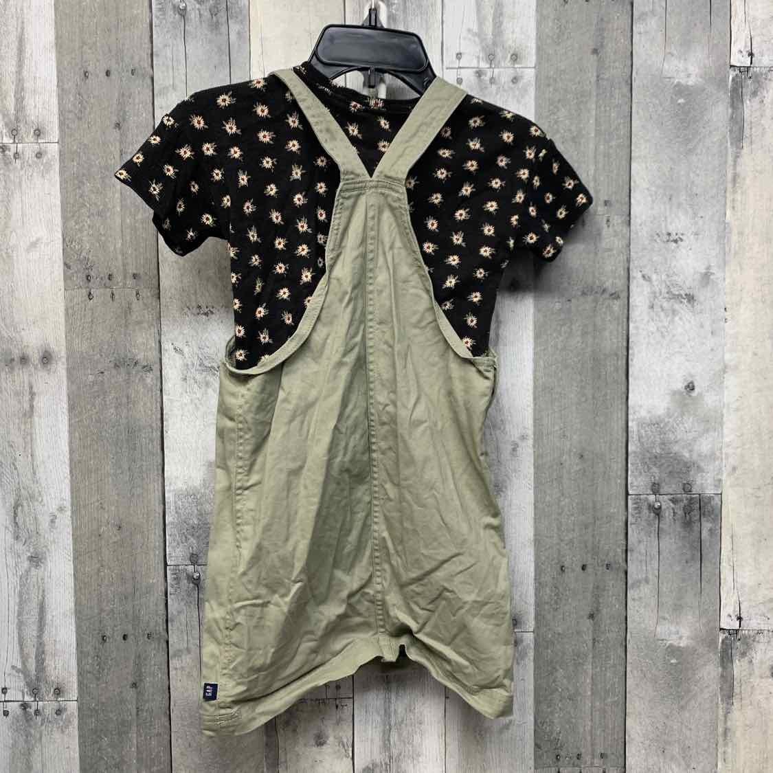 Size 6 Green/Black Gap Shirt/Jumper
