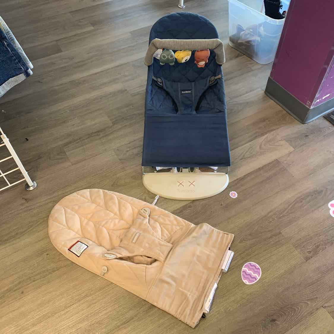 Baby Bjorn Navy/Tan Bouncer - OodlesCB