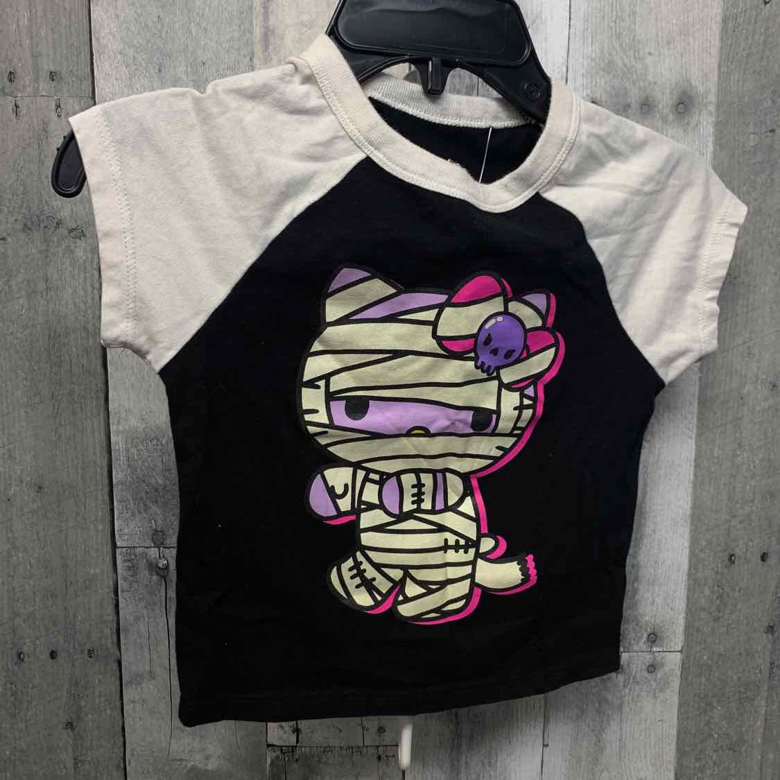 Size XSmall Black/White Hello Kitty T Shirt