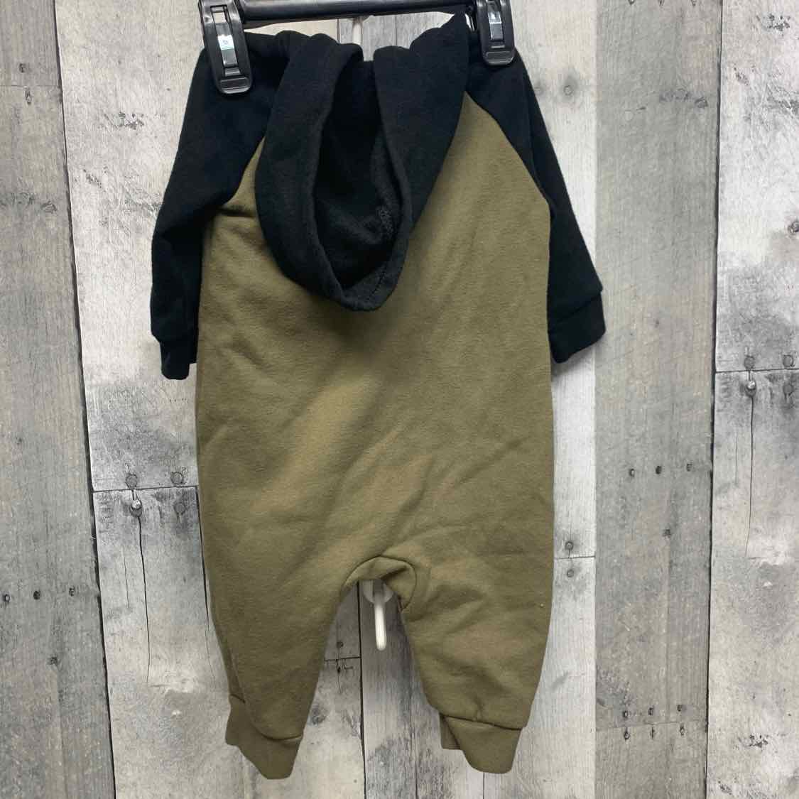 Size 6 Months Green/Black Sport Brand Light Jacket