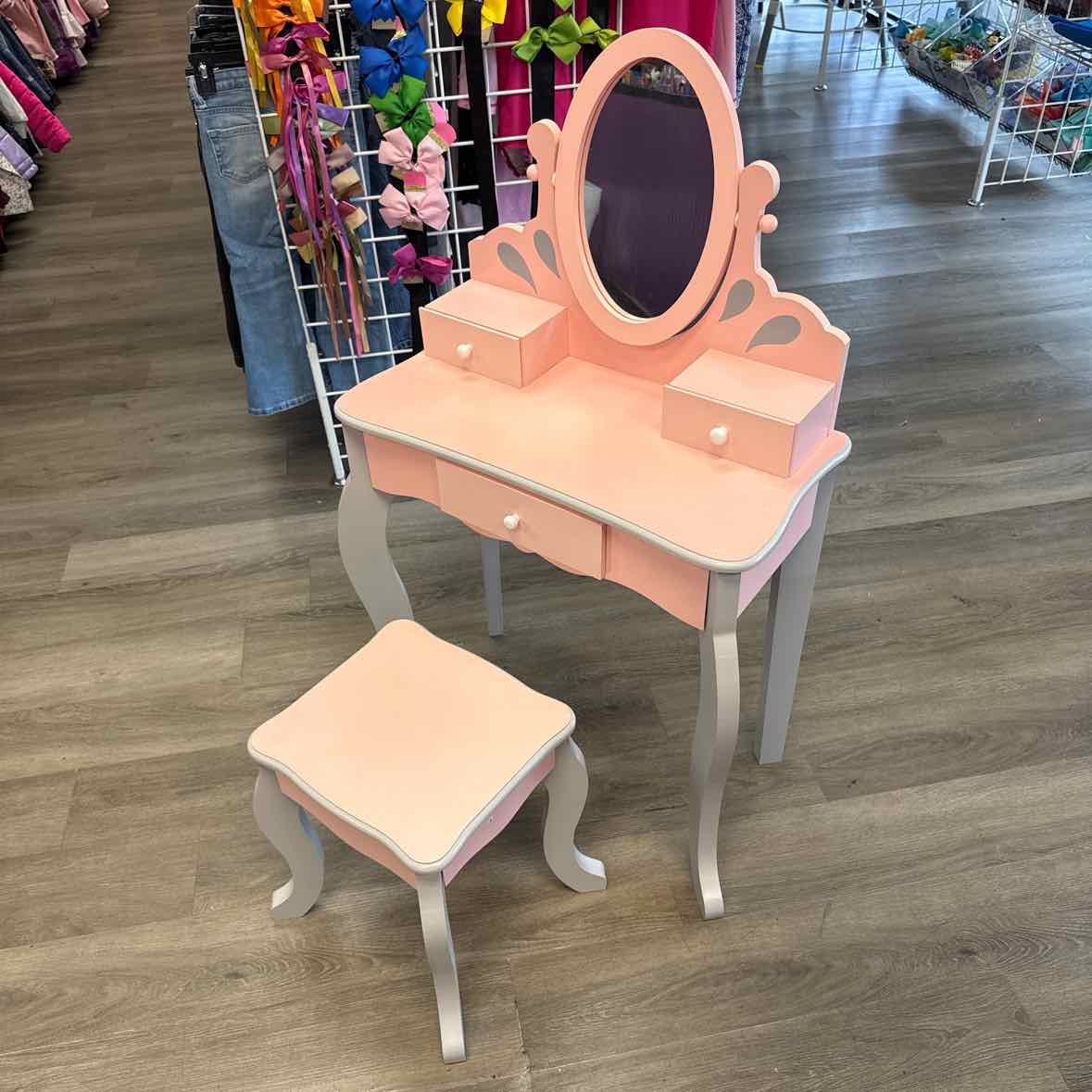 Generic Pink/Gray Vanity