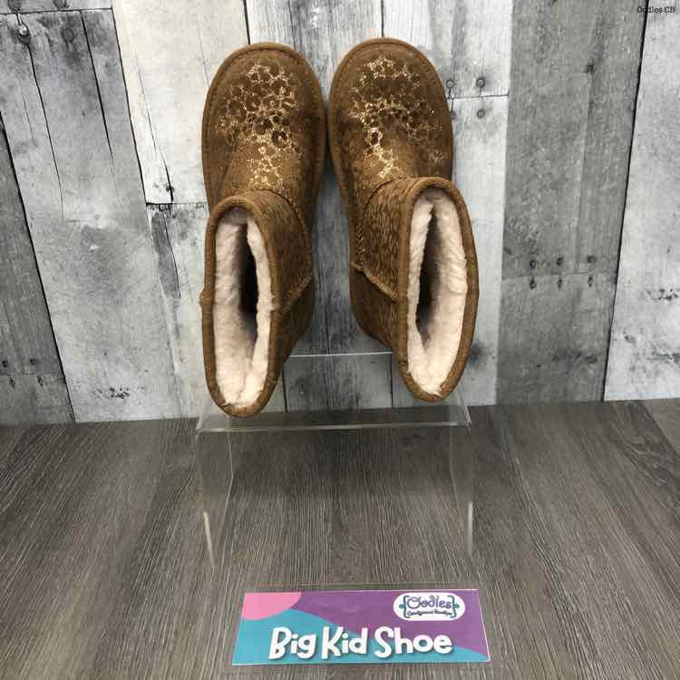 Size 3 Tan Animal Print UGG Boots