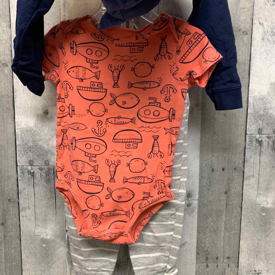 Size 24 Months Gray/Pink Carter's Shirt/Pants