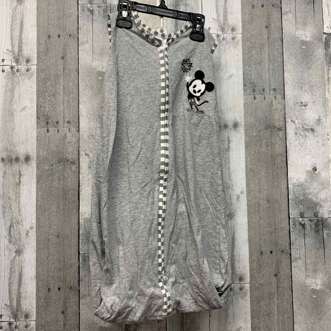 Size 0-6 Months Gray B Brand Sleep Sack