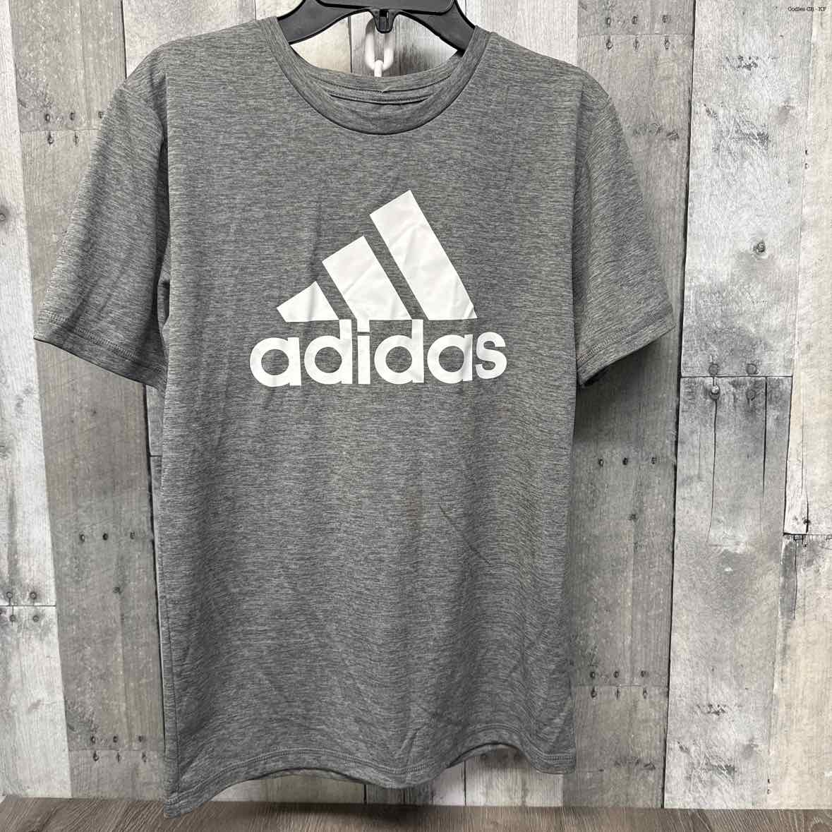 Size Medium Gray Sport Brand T Shirt - OodlesCB