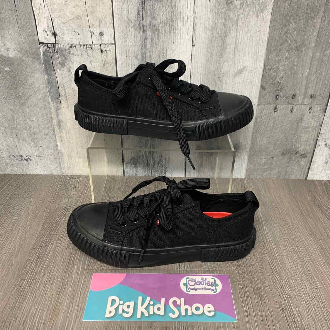 Size 2 Black Levi Sneakers