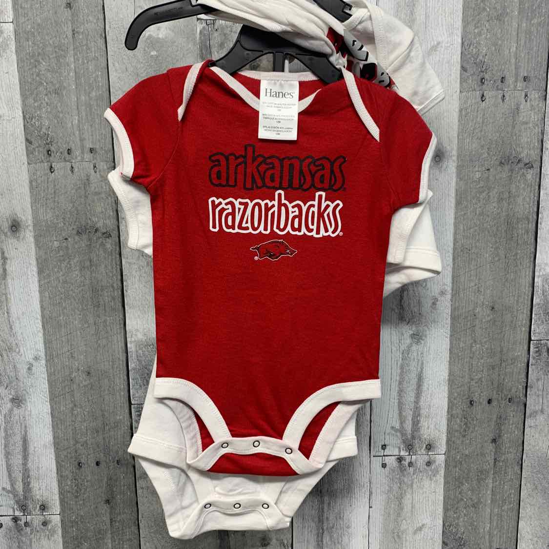 Size 12 Months White/Red Hanes Bodysuit