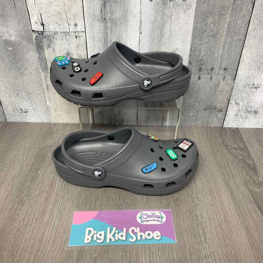 Size 6 Gray Crocs Water Shoes