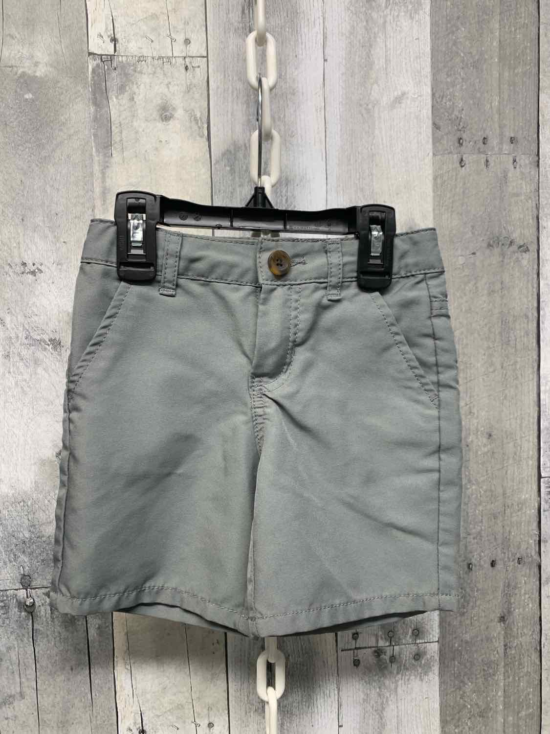 Size 4T Gray Cat & Jack Shorts