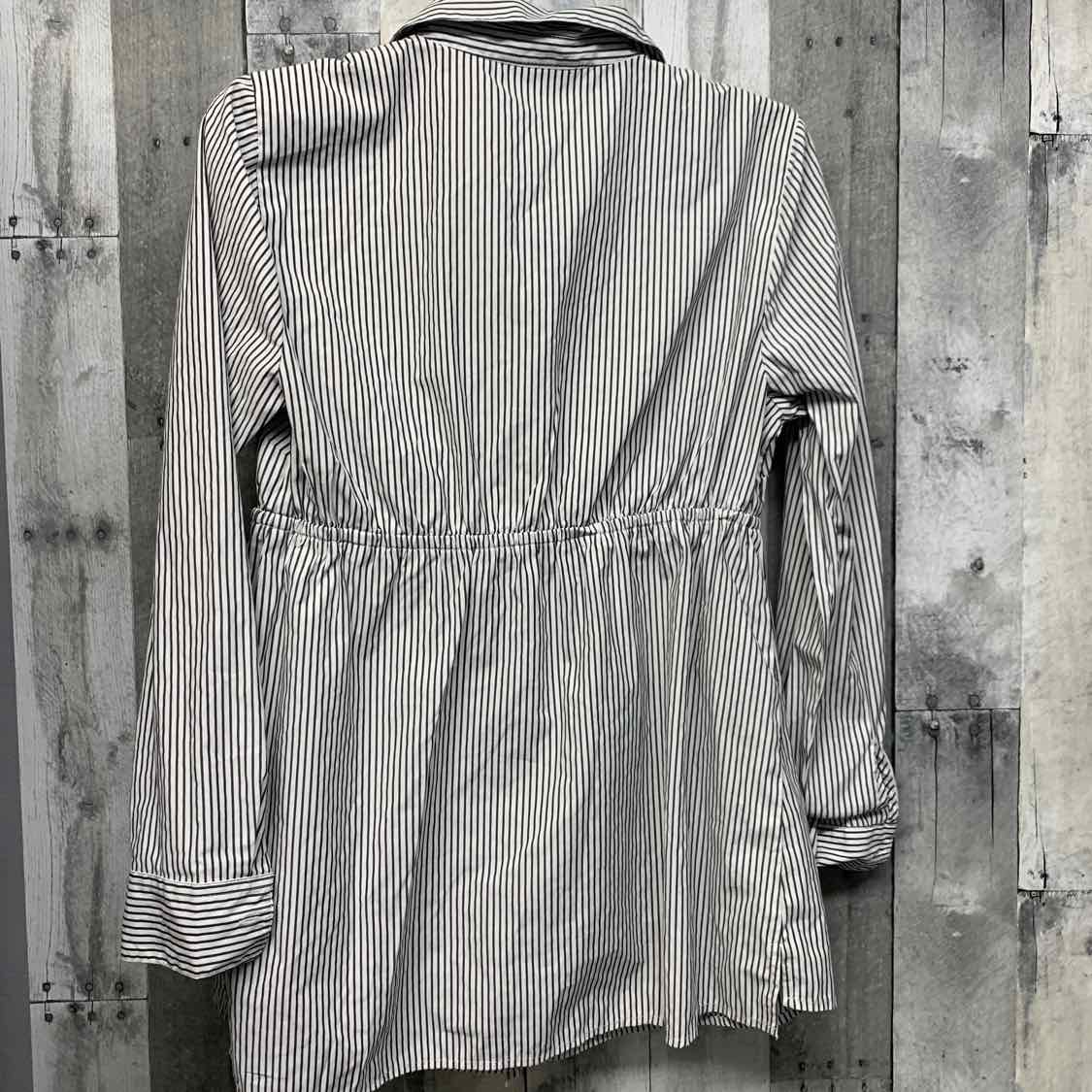 Size M Black Striped Motherhood Long Sleeve Top