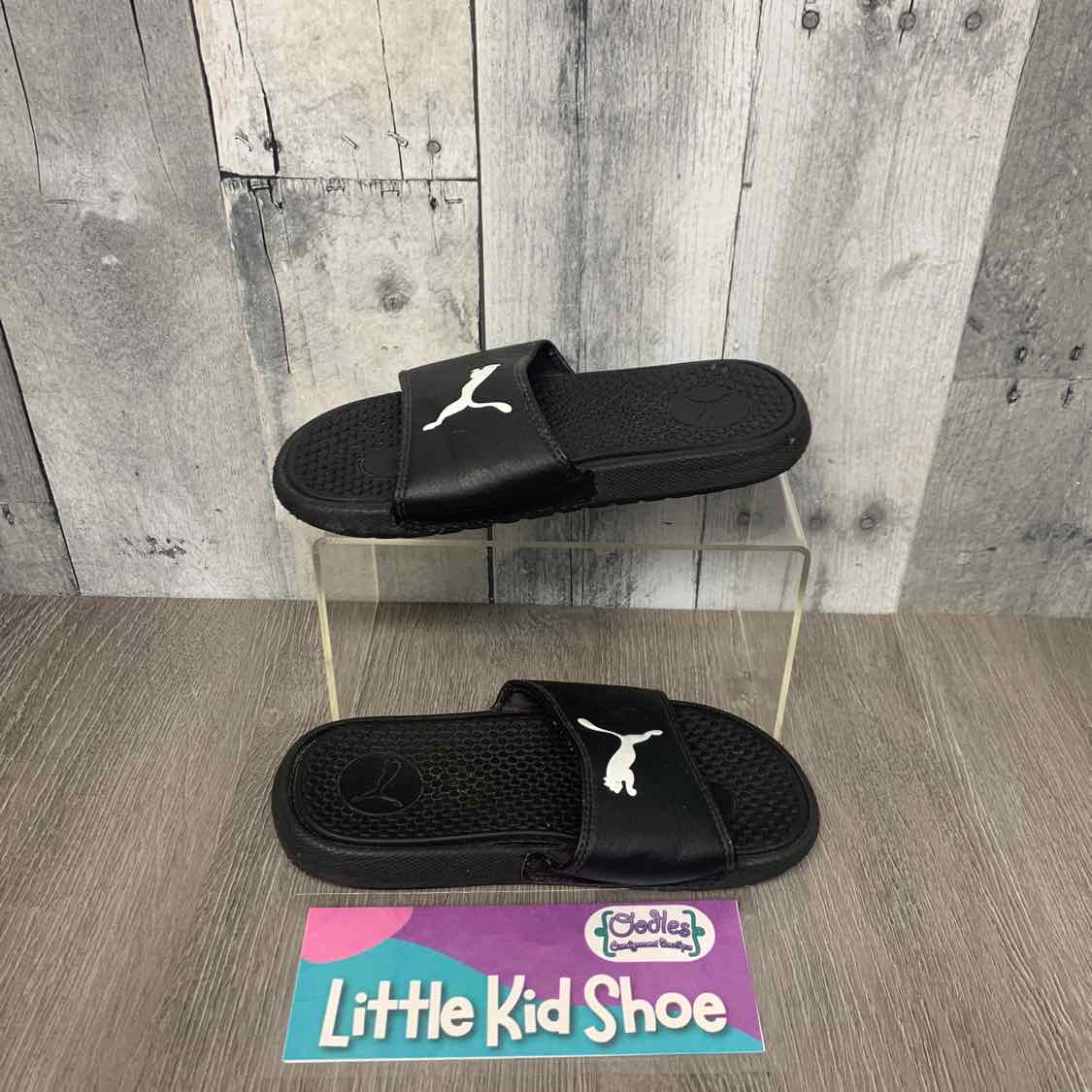 Size 13 Black/White Puma Sandals