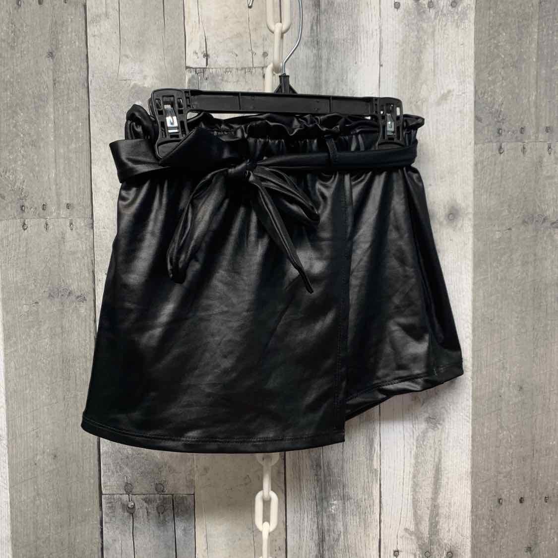 Size 4/5 Black Mid Brand Skirt