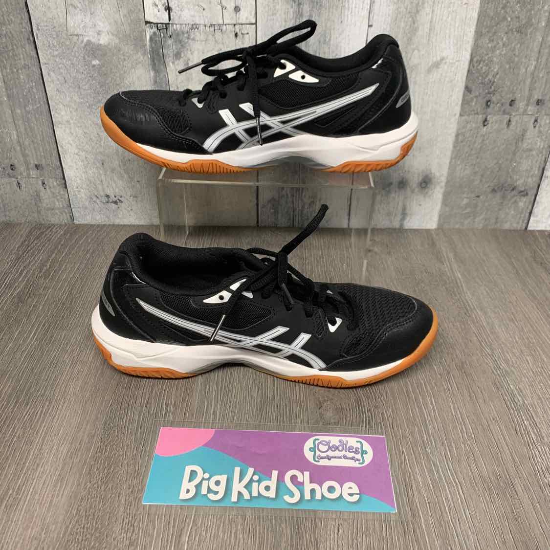 Size 7.5 Black/White Asics Sneakers