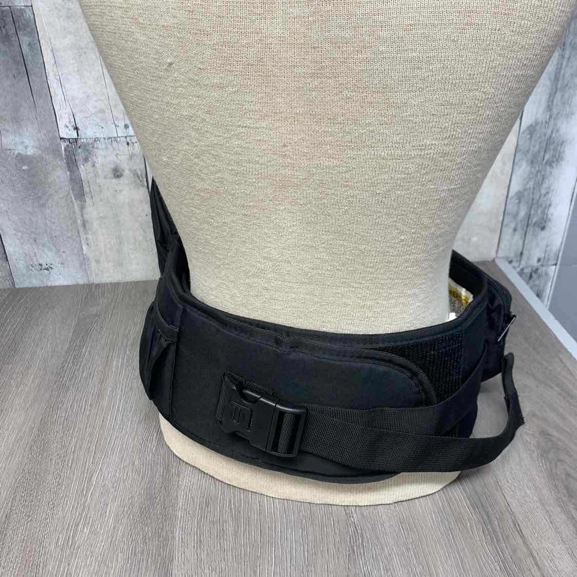 MomCozy Black Infant Carrier