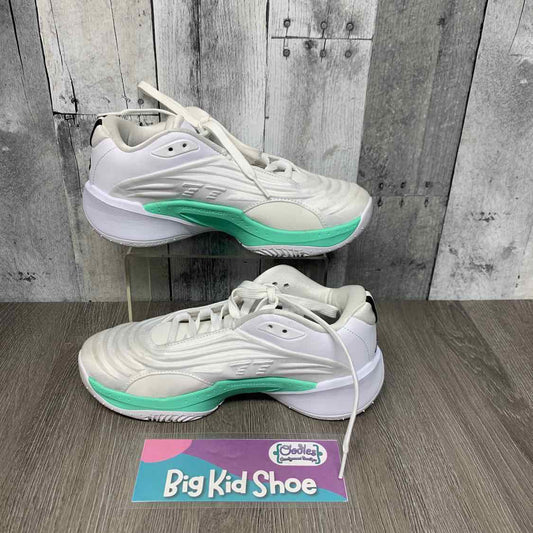 Size 6 White/Green Sport Brand Sneakers