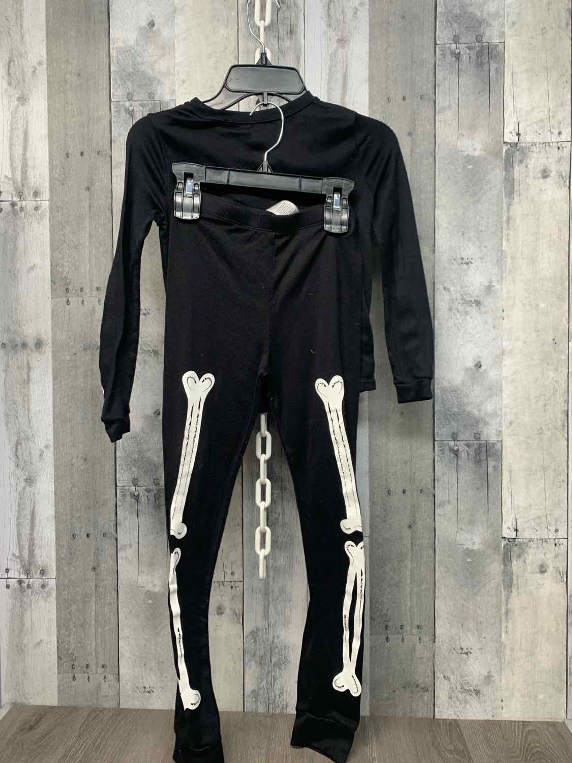 Size 8 Black Holiday Brands 2pc PJs