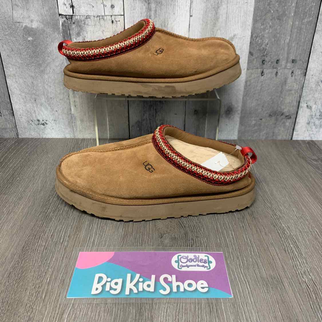 Size 5 Brown UGG Boots
