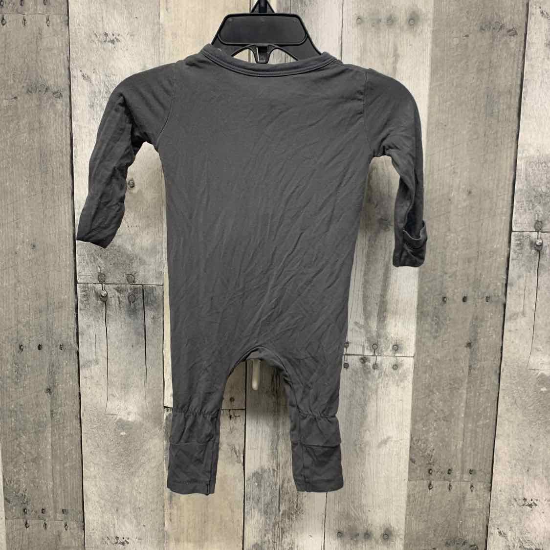 Size 0-3 Months Gray Bamboo Footy PJs