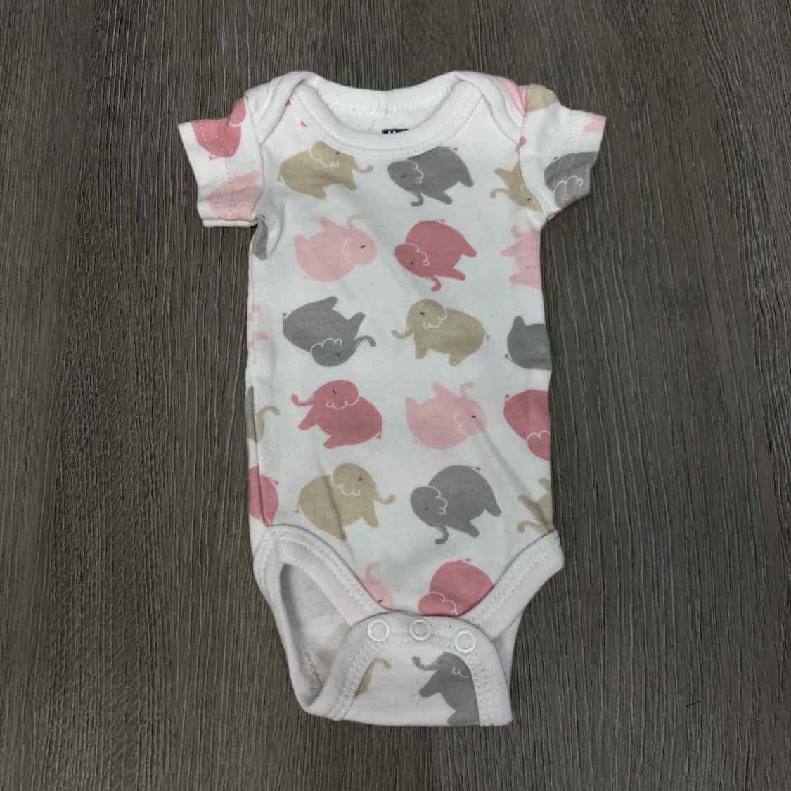 Size Preemie White/Pink Mid Brand Bodysuit