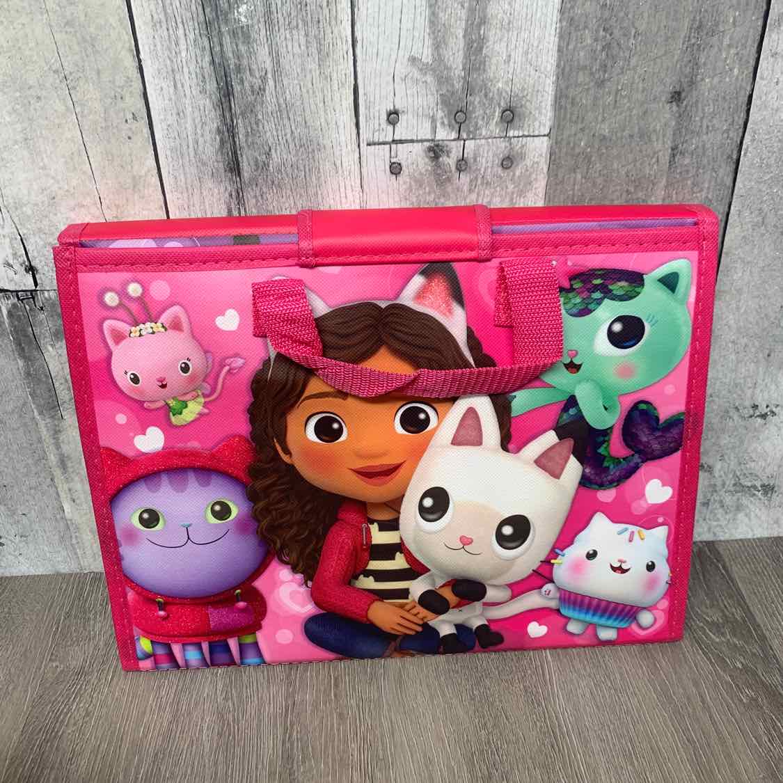 DreamWorks Pink/Teal Art Supplies