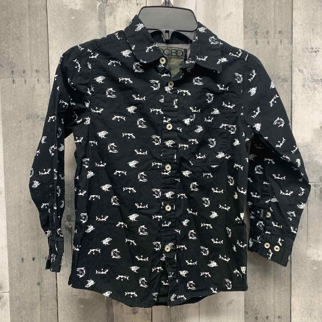 Size 6 Black Print Mid Brand LS Button Up