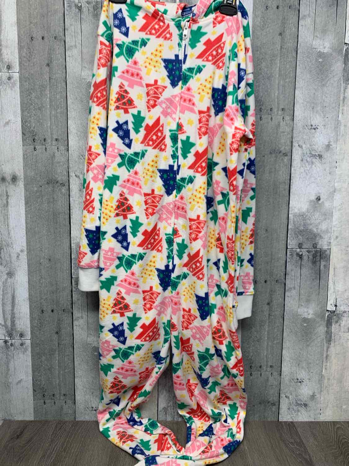 Size 14/16 White Print Old Navy Footy PJs