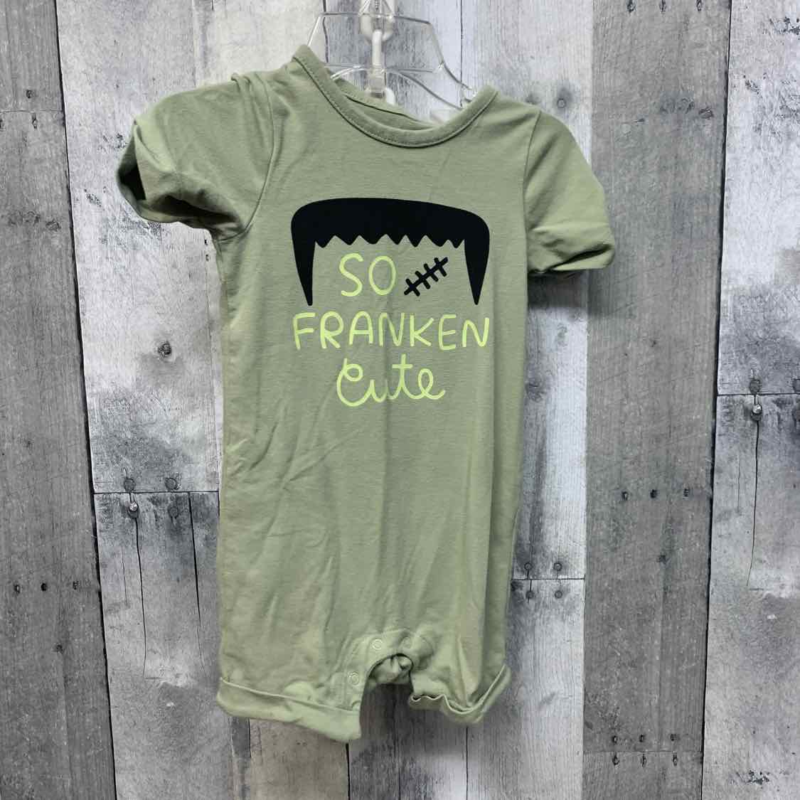 Size 12 Months Green Graphic Cat & Jack Romper