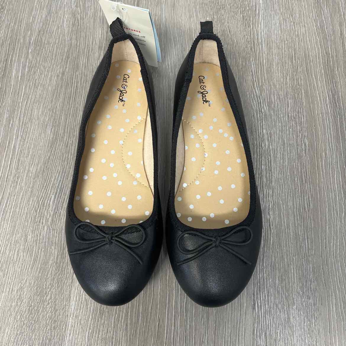 Size 1 Black Cat & Jack Flats