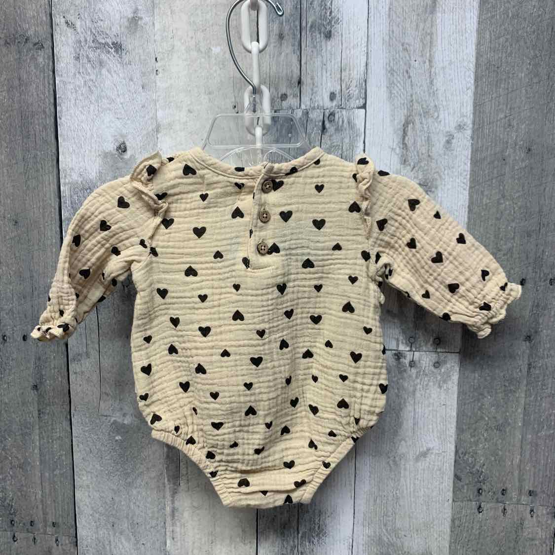Size 3-6 Months Tan Print B Brand Bodysuit