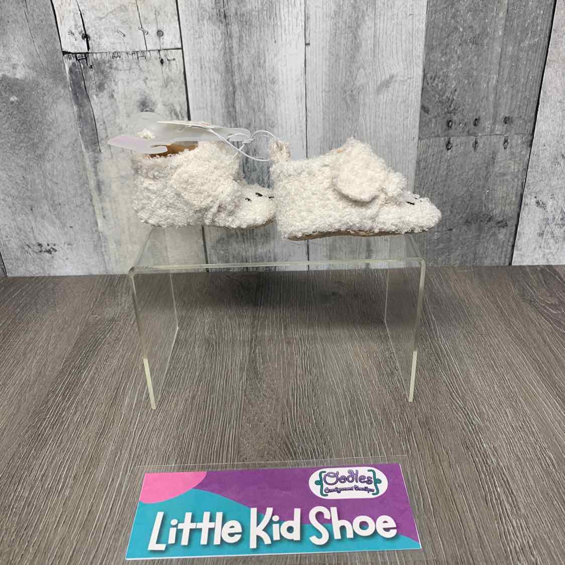 Size 0-3 Months White Cat & Jack Soft Sole Shoes