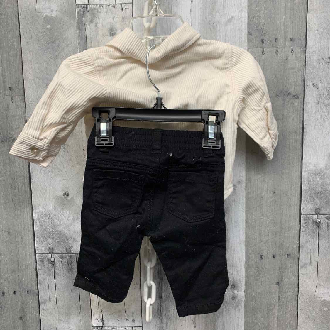 Size 0-3 Months White/Black Old Navy Shirt/Pants