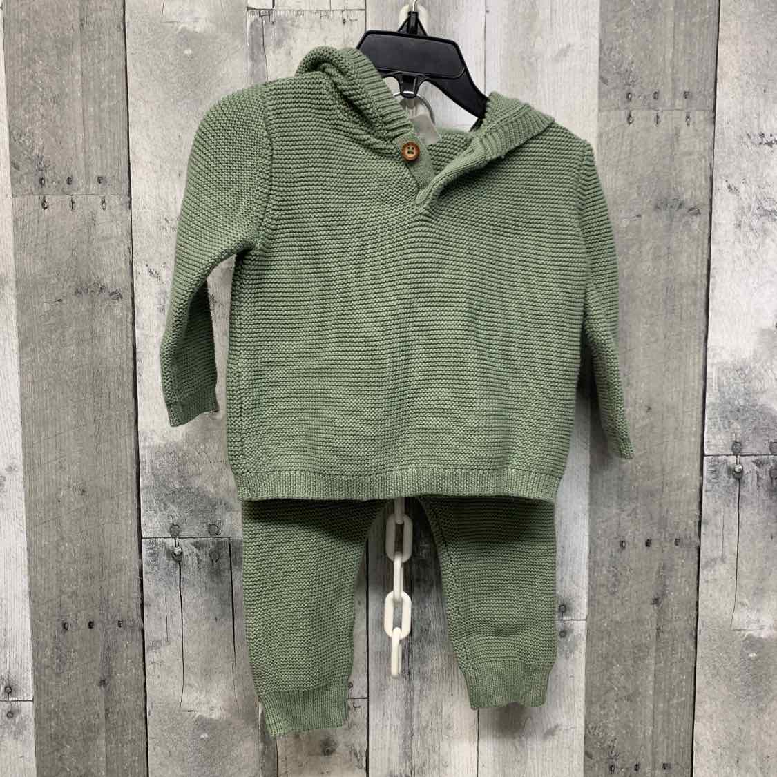 Size 12 Months Green Just One You Shirt/Pants