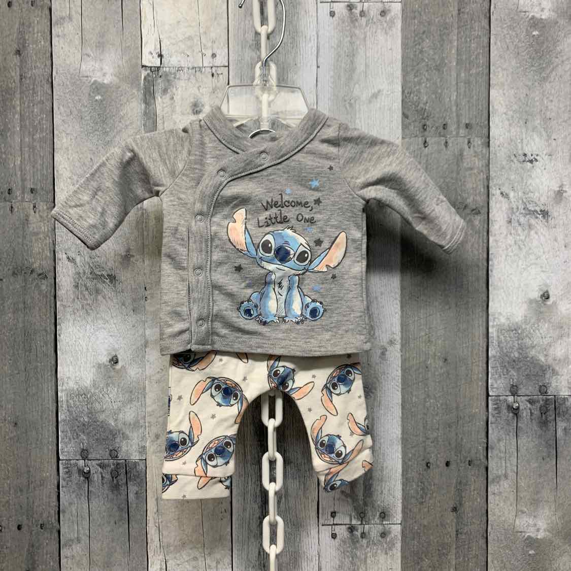 Size Newborn Gray/White Disney Shirt/Pants