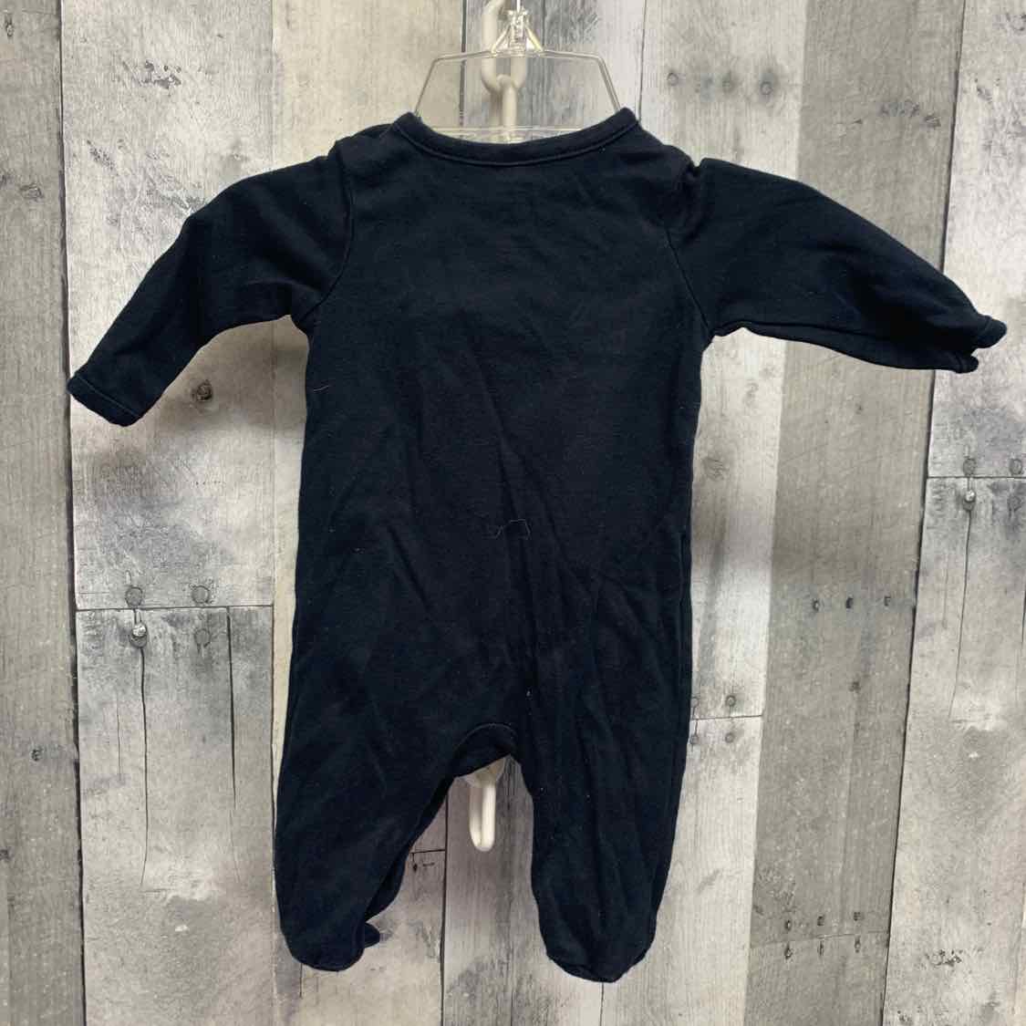 Size Newborn Black/White Just One You Footy PJs