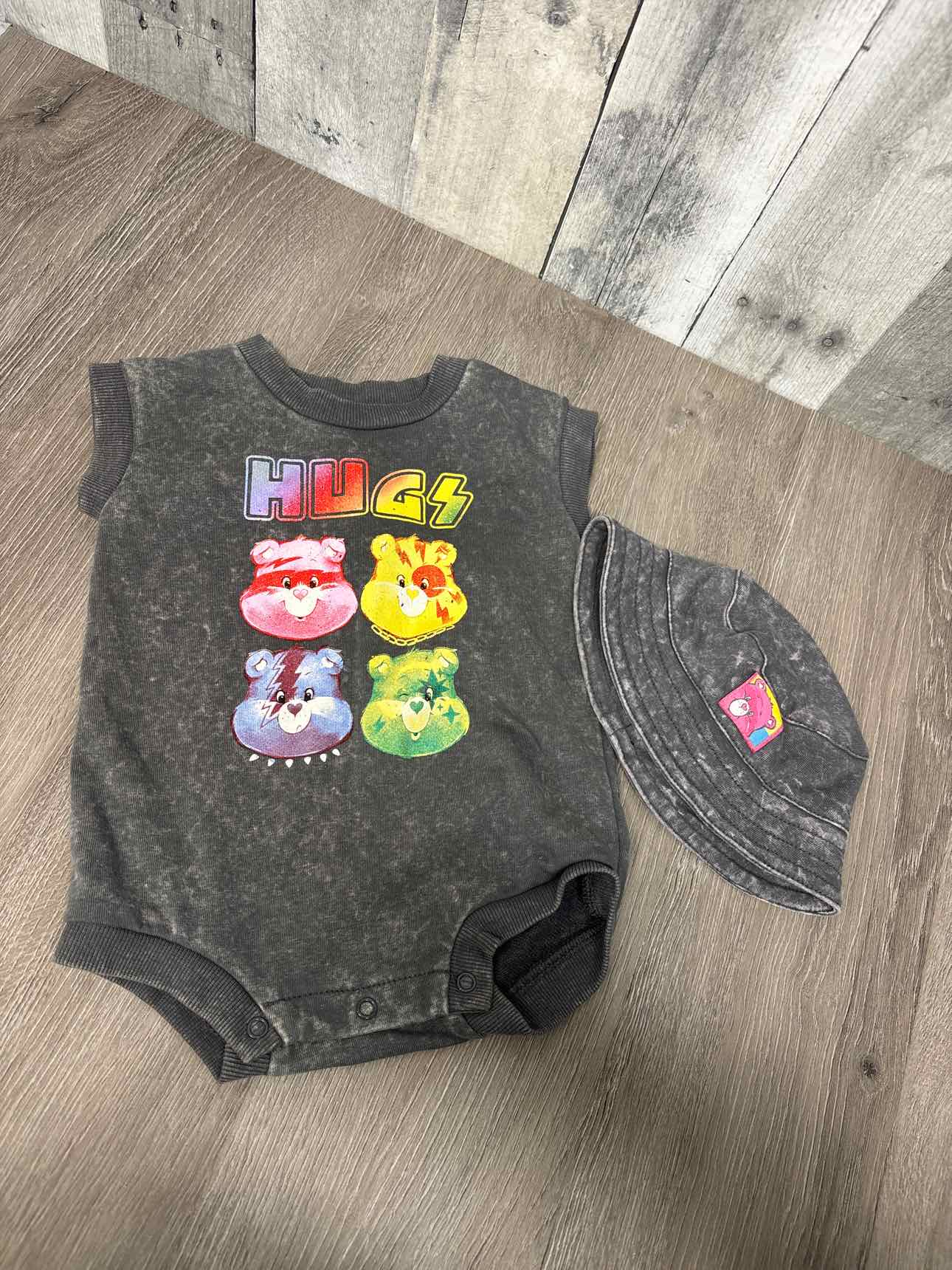 Size 6-9 Months Gray Graphic B Brand Romper