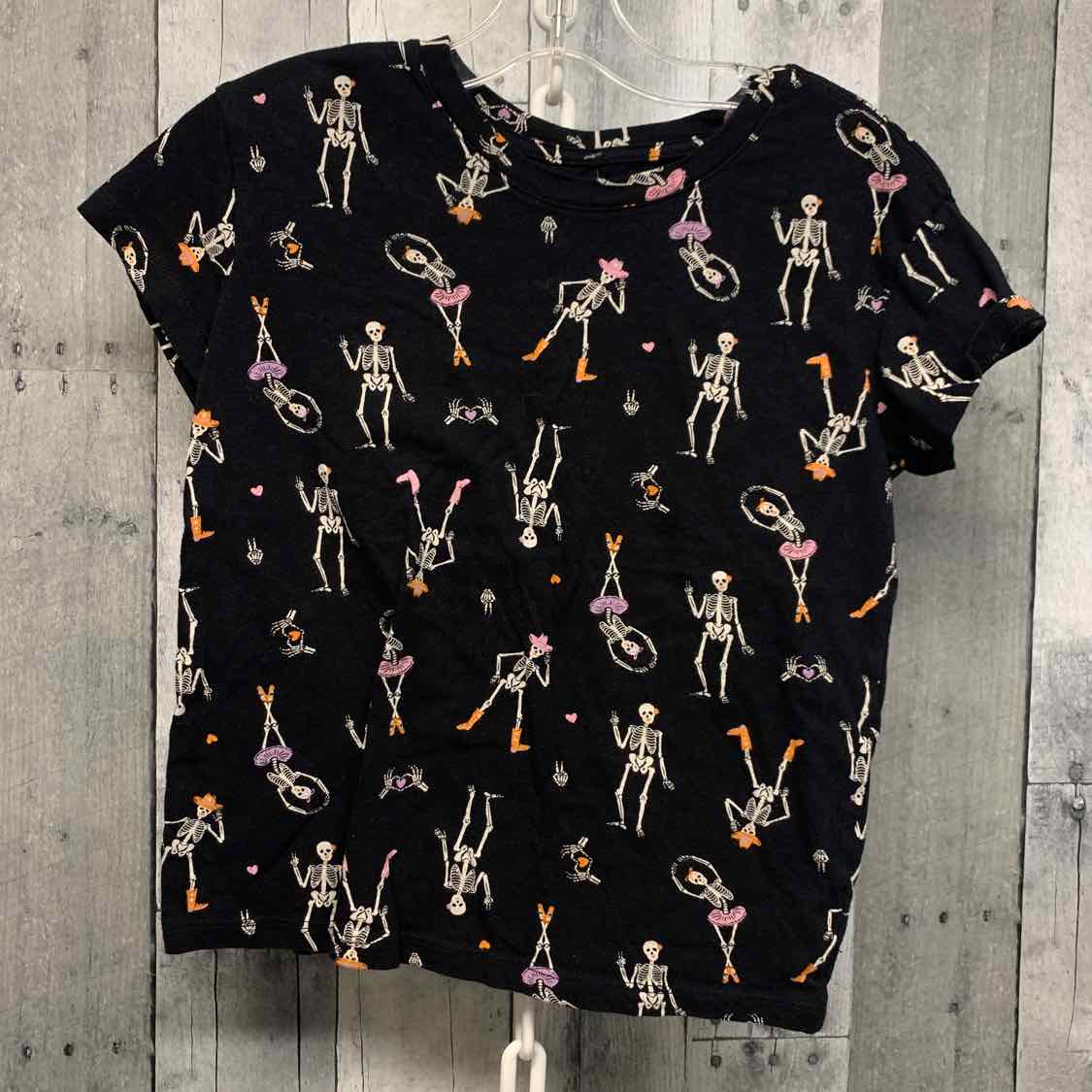 Size Medium Black Print Old Navy T Shirt